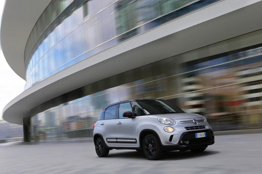  Fiat 500L Beats Edition 2014 года  (фото 15 из 86)
